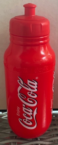 58197-1 € 4,00 coca cola bison rood wit enjoy  H. D..jpeg
